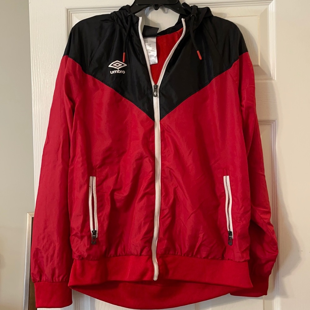 UMBRO Hooded Windbreaker